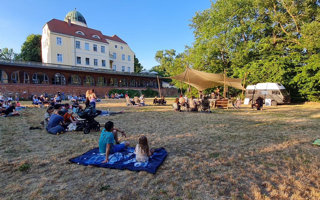Sommerkonzert „Zwei wie Pech und Schwefel“